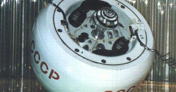 Tàu vũ trụ thời Liên Xô bất ngờ "trở về" Trái Đất sau nửa thế kỉ mắc kẹt avatar1747011376366 17470113766301763503273 0 27 315 531 crop 17470113958731497759058jpg