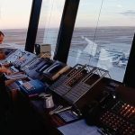 90 giây mất liên lạc khiến bầu trời Mỹ hỗn loạn: Điều gì đang xảy ra với ngành hàng không? avatar1747385582612 17473855829461578732065 0 0 396 634 crop 1747385603872719697670jpg