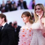 Angelina Jolie mặc chiếc váy có mức giá không tưởng trên thảm đỏ LHP Cannes 2025 avatar1747444614344 1747444615400715789303 0 0 599 1144 crop 1747444669701799161369jpg