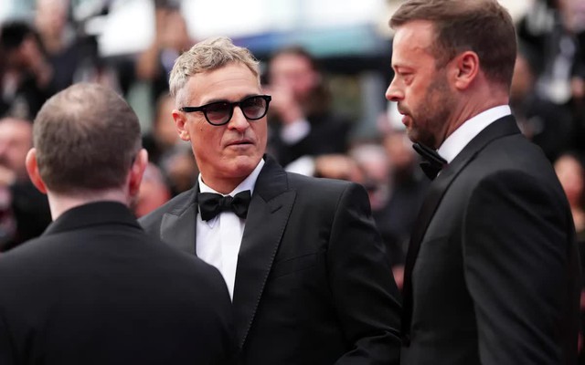 Joaquin Phoenix bật khóc tại LHP Cannes- Ảnh 1.