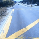 Đang đứng chờ đèn đỏ, xe máy bị xe tải tông từ đằng sau, camera ghi lại giây phút cuối đời của nạn nhân avatar1747469522324 17474695225421347500371 0 37 202 360 crop 1747469540709296639181gifpng