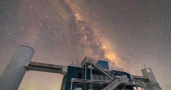 Đài quan sát Nam Cực phát hiện tín hiệu "kỳ lạ nhất vũ trụ" avatar1747472780830 1747472781199371470243 0 18 315 522 crop 1747472798571974859311jpg