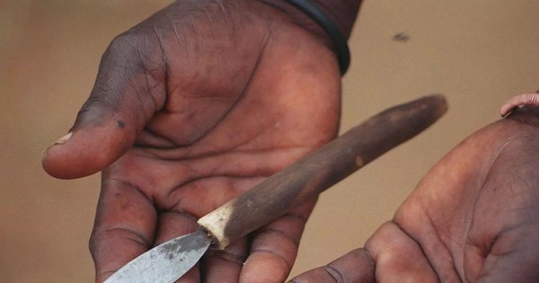 Rợn người hủ tục cắt bộ phận sinh dục của bé gái avatar1747887551834 1747887553098824029637 0 0 314 600 crop 17478876925981854451392jpg