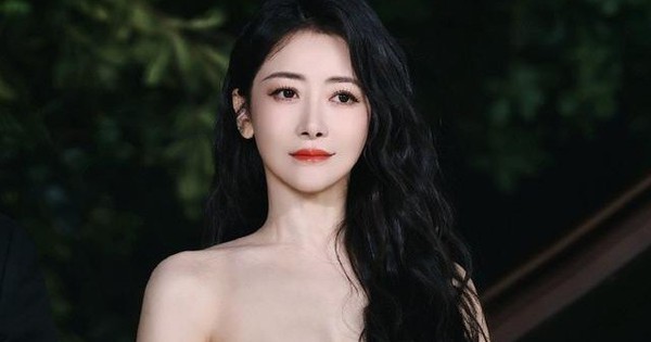 Nữ thần cổ trang bị bạn trai tung ảnh nóng chấn động, nay có cái kết bất ngờ bên “hồng hài nhi” avatar1747894113487 17478941141951669988340jpg