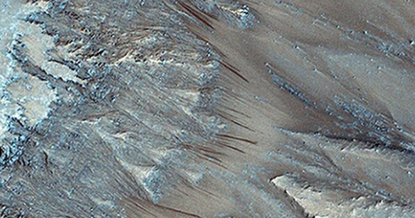500.000 vệt lạ trên Sao Hỏa: Cơ hội nào cho sinh vật sống? avatar1747902060589 174790206111765534417 21 37 296 477 crop 17479020802601665093596jpg