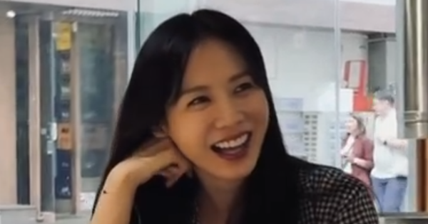 Son Ye Jin chỉ cần 9 giây để khiến netizen phải "khó chịu" với Hyun Bin: Ghen tị với anh ta quá avatar1747961080087 17479610822462131161435png