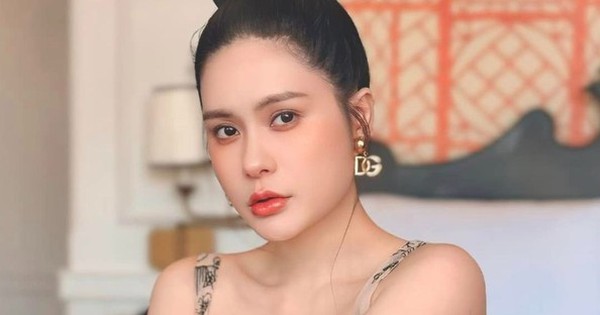 Cơn bão hàng giả cuốn phăng nhiều nghệ sĩ Việt avatar1748065992039 17480659925591761593313 0 0 312 595 crop 1748066031021356142192jpg