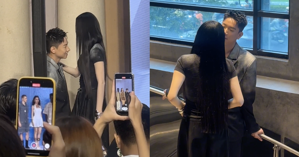 "Tóm gọn" Hương Giang tình tứ với bạn trai thông báo tin vui, vội lên tiếng khi bị soi chi tiết đáng nghi avatar1748245028178 17482450290001204212181 0 0 975 1861 crop 1748245215884967353070png