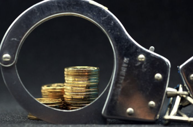 Tịch thu 3 bất động sản hạng sang và phát hiện 7.300 tỷ đồng trong tài khoản của nhóm nhân viên 1 công ty tài chính- Ảnh 1.