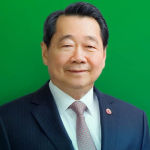 Chân dung đại gia tập đoàn CP, đứng đầu gia tộc sản xuất thức ăn chăn nuôi hàng đầu thế giới avatar1748588528790 17485885290391093600824 18 0 518 800 crop 1748588543374821026263png