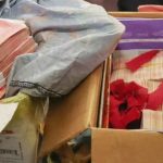 Phát hiện 3,6 tỷ đồng tiền mặt trong gói hàng của một người phụ nữ gửi cho 2 người lạ avatar1748850691435 17488506918881565013309 25 0 700 1080 crop 1748850711267121442440jpeg