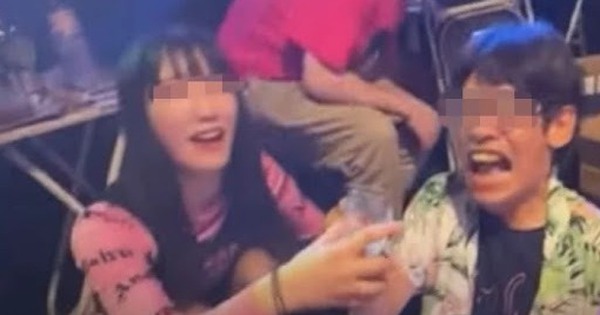 Sốc: 1 nhóm nữ "đầu độc" khán giả, làm đủ trò quái đản gây phẫn nộ avatar1748919045952 17489190480251629875730jpg