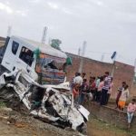 Xe chở khách dự tiệc cưới bị xe chở xi măng đè trúng, 9 người trong một gia đình tử vong avatar1749027890370 17490278906711029925871 0 31 315 535 crop 17490279667681145440749jpg