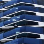 Elon Musk "khẩu chiến" với ông Trump, Tesla khó bán xe avatar1749288618533 1749288618851841102229 0 0 273 437 crop 17492886276981689137848jpg