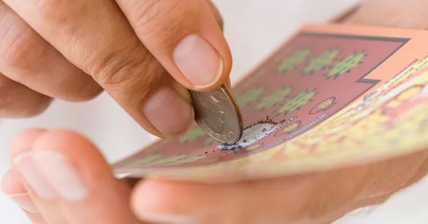 Làm trái ý vợ, người đàn ông bất ngờ trúng số gần 40 tỷ đồng avatar1749452702436 17494527027512001245073jpg