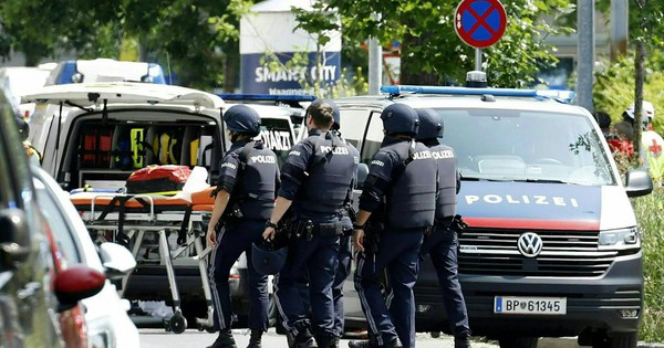 Xả súng đẫm máu tại trường học khiến ít nhất 11 người tử vong, nghi phạm được cho là học sinh và đã tự sát avatar1749550903437 17495509036762113070900jpg