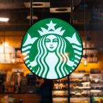 Starbucks vừa thông báo giảm giá mạnh hàng chục món trong menu: Vì sao lại có quyết định gây sốc này? avatar1749654942011 17496549427001087962340 80 0 1280 1920 crop 17496549686231394961951jpg