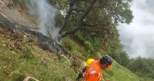 Rơi trực thăng ở Ấn Độ, không ai sống sót- Ảnh 1.