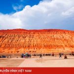 Bất chấp nắng nóng 62°C, du khách đổ đến 'chảo lửa' Hỏa Diệm Sơn avatar1750035332280 17500353327091507436837jpg