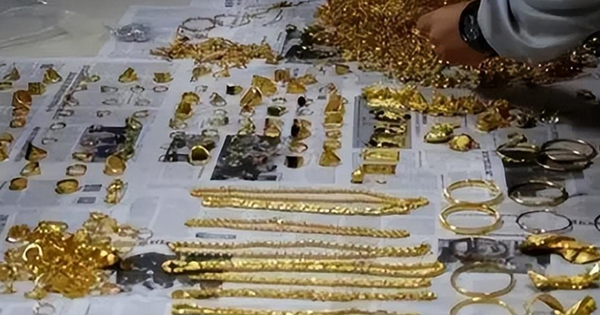 Khách lái Porsche mang hơn 50 vòng vàng đến cầm cố, chủ tiệm trì hoãn giao dịch rồi báo cảnh sát: Phanh phui phi vụ lừa đảo lên đến 10,9 tỷ đồng avatar1750330276505 1750330283477900865403 0 86 630 1094 crop 1750330302856410197242png