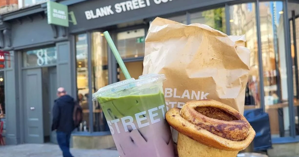 2 chàng trai 9X biến chiếc xe đẩy cà phê thành chuỗi đồ uống 500 triệu USD nhờ… matcha: Giá 183.000 đồng/cốc nhưng khiến khách mê hơn Starbucks avatar1750391761011 1750391761833385637248 0 61 769 1291 crop 1750391816566481143097png