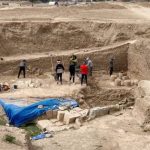 Báu vật nặng 12 tấn lộ ra dưới cung điện cổ Trung Đông avatar1750470535453 17504705358451771611798 0 29 315 533 crop 1750470555699266109111jpg