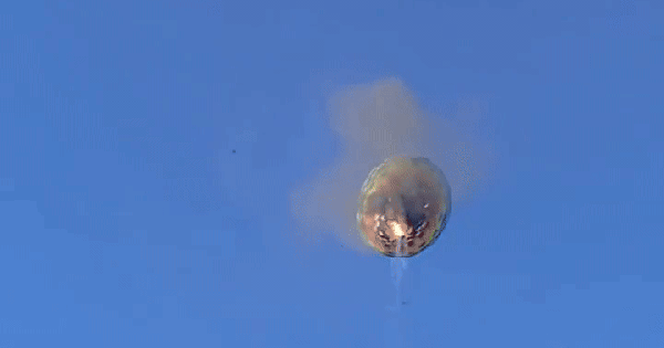 Clip: Khoảnh khắc khinh khí cầu chở 21 người bốc cháy, lao thẳng xuống đất khiến 8 người thiệt mạng avatar1750578979725 1750578980261798757147 98 0 548 720 crop 1750578998103597503755gifpng