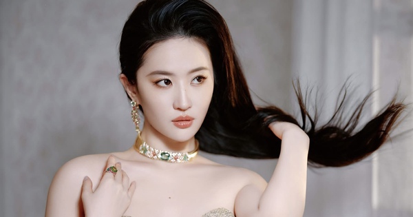 Sai lầm khiến Lưu Diệc Phi trở thành kẻ thù của hàng triệu khán giả, không ngờ thần tiên tỷ tỷ lại nhỏ nhen đến thế? avatar1751037521430 1751037522246344962755 0 0 811 1549 crop 17510375740781282664170jpeg