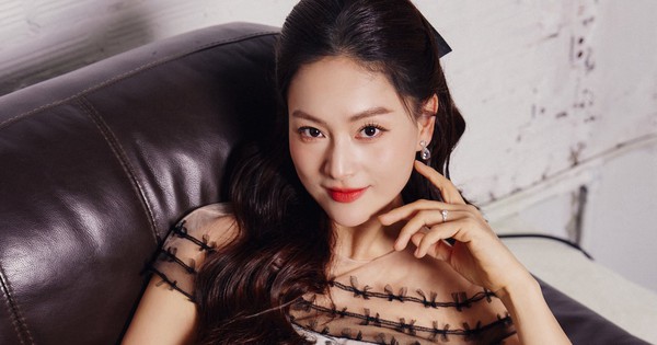 Mỹ nhân Vbiz nói được 4 thứ tiếng cực đỉnh, nhan sắc bất biến như giỡn mặt với thời gian avatar1751330737133 1751330737969421660748 0 0 858 1638 crop 17513307452291688744483jpg