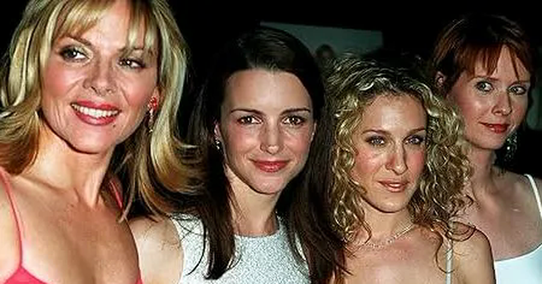 Nữ diễn viên "Sex and the City" được yêu thích nhất trên mạng xã hội avatar1751588780329 17515887807462054446867 0 0 236 450 crop 17515888580541313754263png