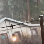 Mỹ: Tiếp tục lũ quét ở New Mexico, nước sông dâng gần 6 m, cuốn nhà trôi tuột avatar1752046470789 17520464711281763126834 0 42 315 546 crop 1752046483156185903738jpeg