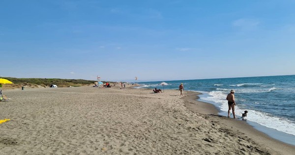 Thiếu niên bị vùi lấp trong cát đến tử vong khi du lịch biển avatar1752230588706 1752230589064629810286 109 0 827 1149 crop 175223060691220427099jpg