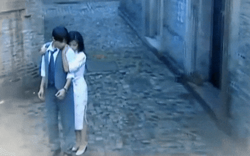 Phim Trung Quốc chiếu 24 năm đột nhiên hot trở lại: Dàn cast nhan sắc 1000 điểm, càng xem càng tức vẫn không dứt ra được