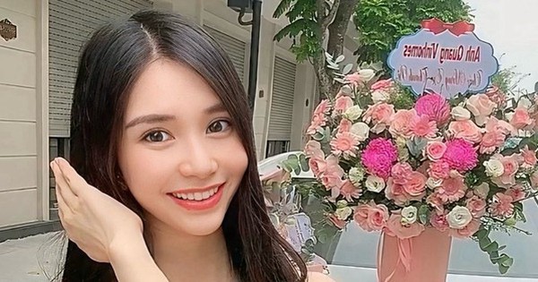 Tình cũ Quang Lê tậu khối tài sản tiền tỷ, gia nhập hội phú bà Vbiz avatar1752368760867 17523687614601552443612 0 0 314 600 crop 1752368780980540081549jpg