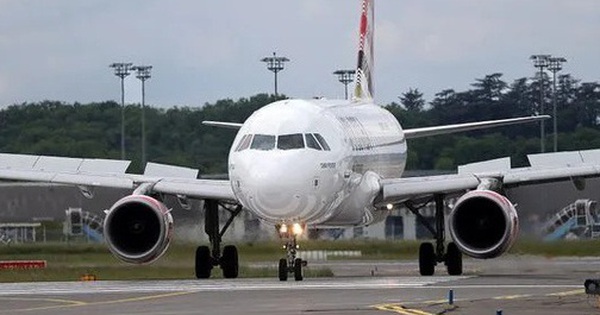 Hé lộ tình tiết đau lòng vụ người đàn ông bị hút vào động cơ máy bay tử vong avatar1752408751709 17524087519261911190525 0 50 315 554 crop 1752408767703979199926jpg