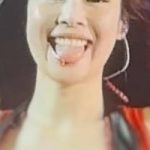 Nữ game thủ Jennie Blackpink khiến người xem ngỡ ngàng với hành động đầy táo bạo avatar1752499789417 17524997897351590259698jpg