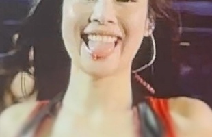 Nữ game thủ Jennie Blackpink khiến người xem ngỡ ngàng với hành động đầy táo bạo avatar1752499789417 17524997897351590259698jpg