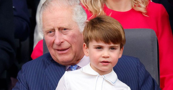 Tài năng ít ai ngờ của Vua Charles khiến Hoàng tử George và Công chúa Charlotte "mê tít" avatar1752657225018 1752657225422375818586jpg