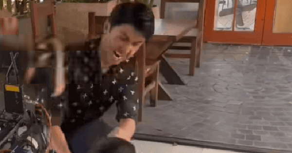 Clip sốc: Mỹ nam Vbiz bị đồng nghiệp đạp thẳng vào mặt, người trong cuộc nói 1 câu chấn động avatar1752684106872 17526841074001533692319 58 0 333 526 crop 17526842706301836388108gifpng