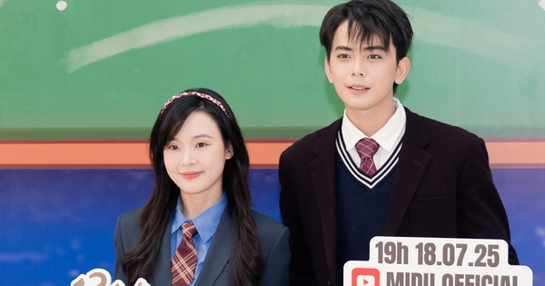 Cặp chị em lệch nhau 12 tuổi vẫn yêu đương say đắm, nhà gái là thánh hack tuổi hot hàng đầu Vbiz avatar1752711100499 17527111012771017338451jpg