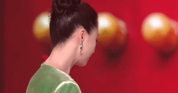 Ai đây mà hồi trẻ đẹp dữ vậy: Visual bị tài năng lấn át, bầu trời nhan sắc mà hiếm khi được khen avatar1752811470439 1752811470825572942327 13 0 434 804 crop 1752811616160690240285gifpng