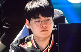 T1 tiến vào Bán kết EWC 2025 nhưng tâm điểm lại là "drama bên lề" avatar1752840126823 17528401273941342298639png