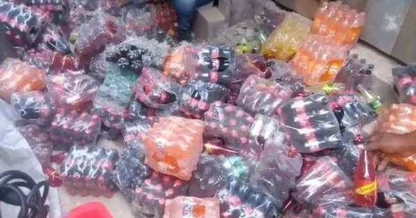 Đột kích khu chợ có 240 cơ sở sản xuất hàng giả, tiêu hủy 1.500 thùng Coca-Cola, Sprite, sữa chua giả các loại với tổng trị giá hơn 80 tỷ VNĐ ở Nigeria avatar1753285779570 17532857799831271821479jpg