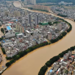 Trung Quốc: Lượng mưa 1 năm trút xuống trong 1 ngày, hàng chục ngàn người dân bỏ chạy avatar1753497888433 17534978887471745107354png