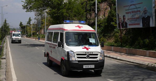 Ấn Độ: Người phụ nữ bị xâm hại tập thể khi đang bất tỉnh trên xe cấp cứu avatar1753606323192 1753606323540159634766 25 0 400 600 crop 1753606338542913766724jpg