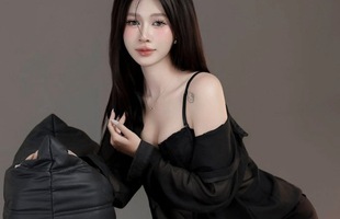 "Lịm tim" với bộ ảnh sinh nhật 18+ gợi cảm của nữ tuyển thủ Liên Quân Mobile avatar1753864582715 17538645889961362264760jpg