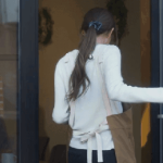 Đẹp như cô gái này mà đi bưng bê đúng là phí của trời: Nhan sắc "dịu keo" vô cùng, sinh ra để vào showbiz avatar1753867434114 1753867434642979760871 0 0 424 810 crop 17538675730541241922290gifpng