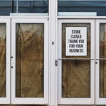 Hàng nghìn cửa hàng điện thoại đóng cửa vì không đủ tiền trả mặt bằng, những con phố sầm uất chìm trong ế ẩm avatar1754014952285 175401495261288405014png