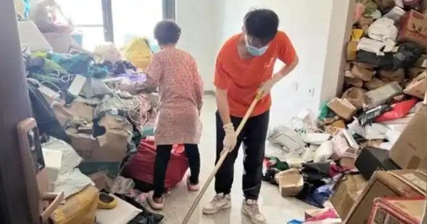 Bà lão U70 chi 7 tỷ mua sắm online, ngày ngày ngủ trong đống đồ ship vì “sợ bị mọi người vay tiền nên tiêu trước” avatar1754375294026 17543752953011387598544 0 21 505 830 crop 17543753247701754708660 0 0 502 803 crop 1754375331888906414753jpg