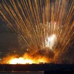 Hai sà lan chở pháo hoa bốc cháy tại Nhật Bản, 5 người nhảy xuống biển thoát thân avatar1754408657013 17544086573681281597205jpg